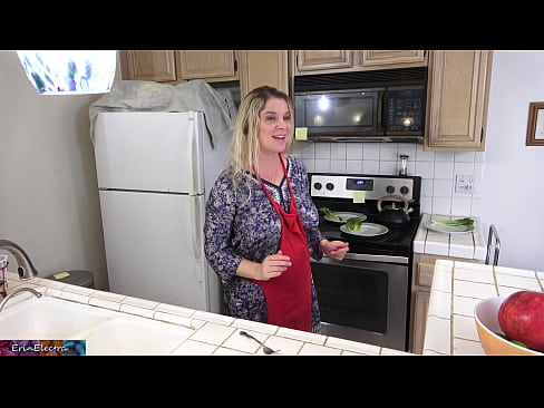 ❤️ Belle-mère qui le traie dans la cuisine avant son rendez-vous. ❌ Porno vk at porn fr.assay-define-smartlink.ru ❌️❤