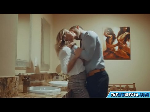❤️ Quand une blonde plantureuse vous séduit dans des toilettes publiques. ❌ Porno vk at porn fr.assay-define-smartlink.ru ❌️❤